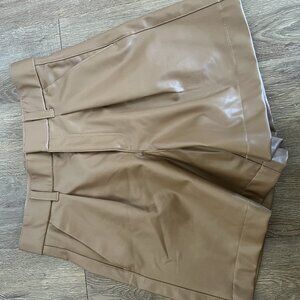 Abercrombie & Fitch Women's Tailored Vegan Leather Shorts